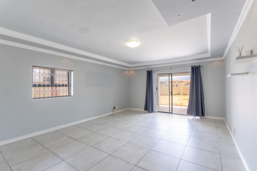 3 Bedroom Property for Sale in Fairview Golf Estate Western Cape